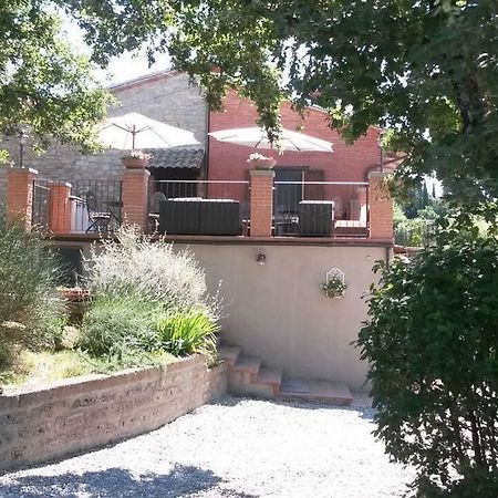 Il Casale Del Ra Guest House Tuoro sul Trasimeno Bagian luar foto
