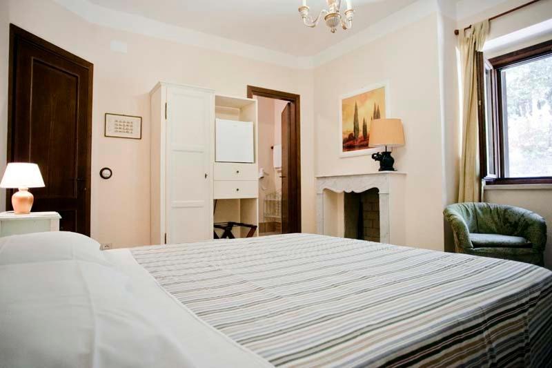 Il Casale Del Ra Guest House Tuoro sul Trasimeno Ruang foto